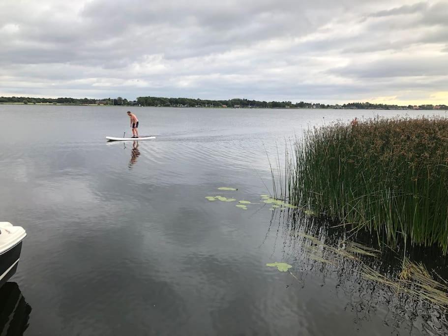 Huset Ved Soen Taet Pa Herning Og Mch Og Boxen 90 M2 Sunds Екстер'єр фото